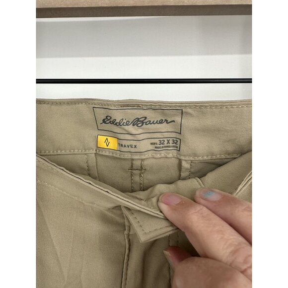 Eddie Bauer Men's Travex tan pants size 32x32 zipper pockets - Picture 5 of 6